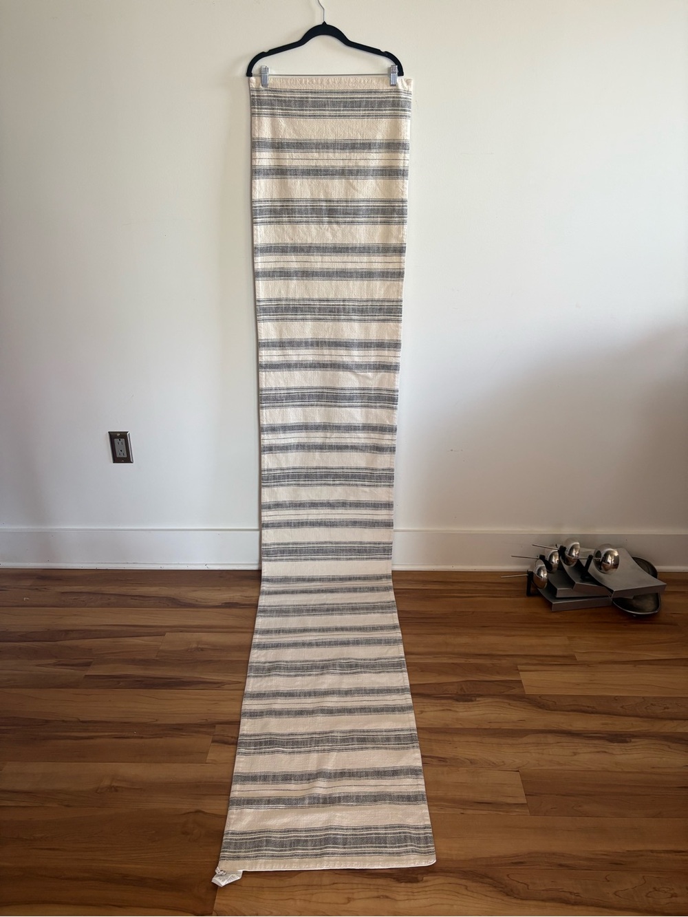 Pottery Barn Organic Cotton runner - Cream and Gray